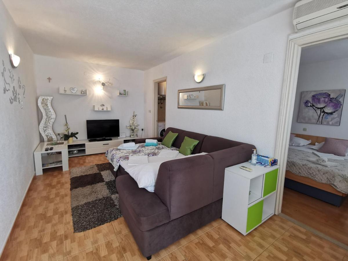 Turina Apartments Makarska Eksteriør billede