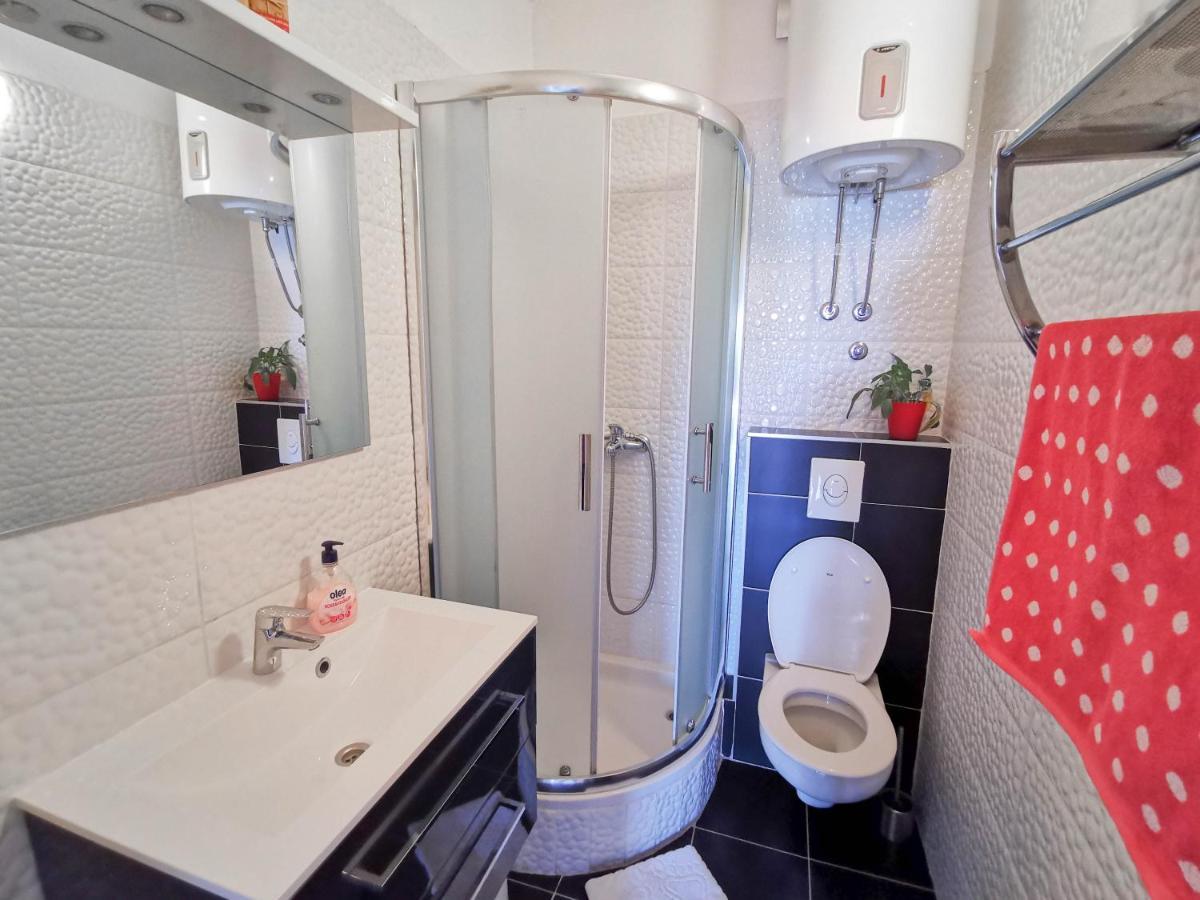 Turina Apartments Makarska Eksteriør billede