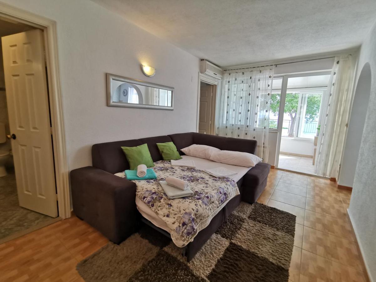 Turina Apartments Makarska Eksteriør billede