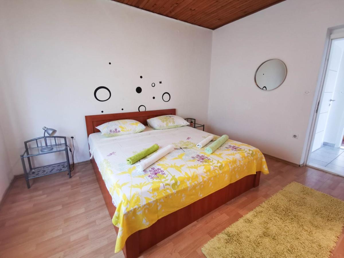 Turina Apartments Makarska Eksteriør billede